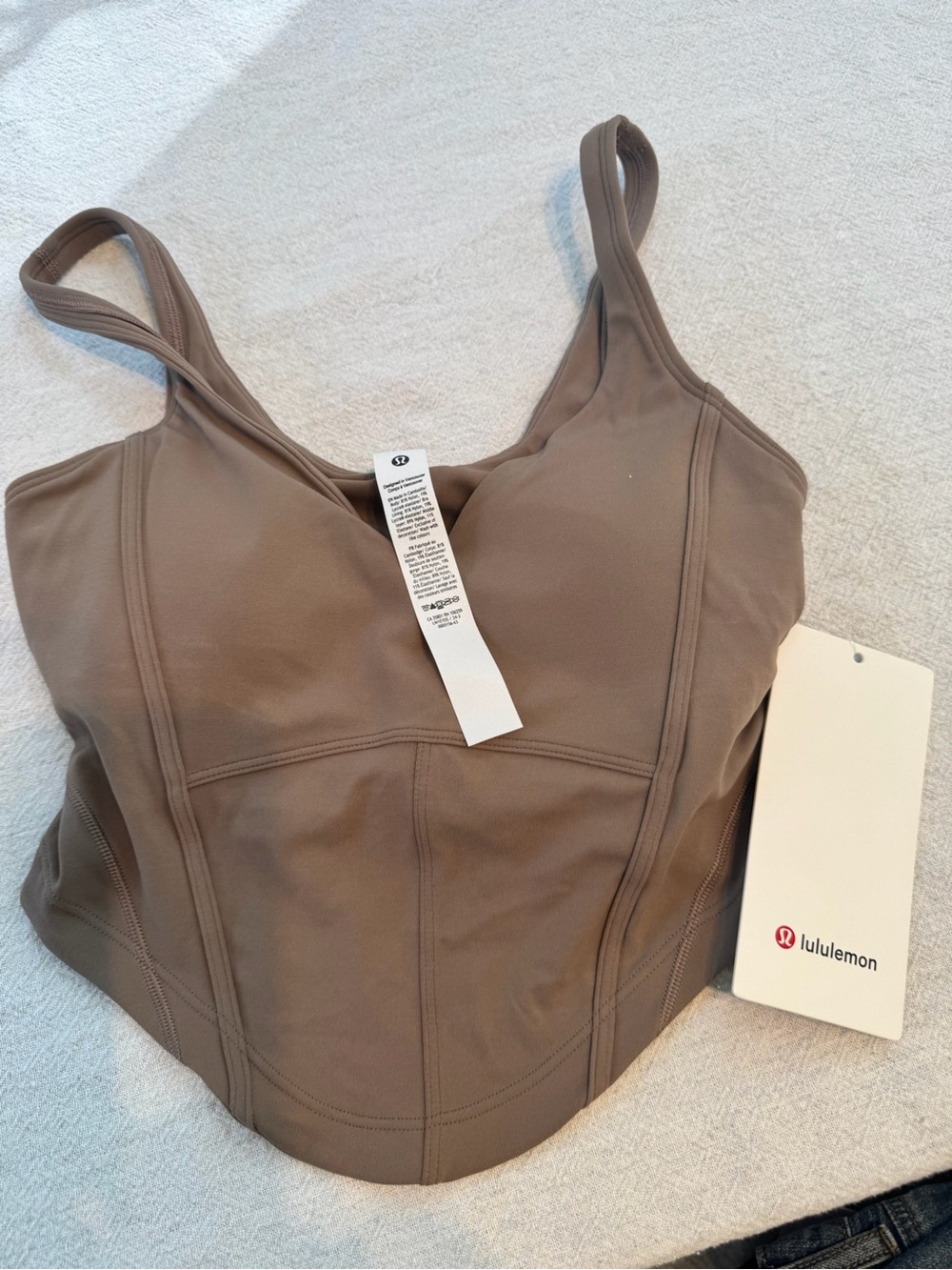 lululemon athletica Sculpting Tank in Taupe